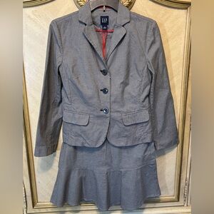 GAP Black & White Houndstooth Jacket / Blazer & Flounce Peplum Skirt Set